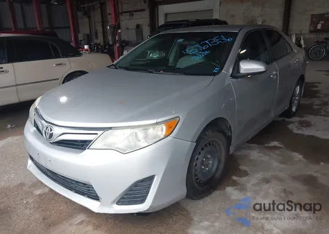 2012 Toyota Camry Le z USA, uszkodzony, nr VIN 4T4BF1FK3CR197931